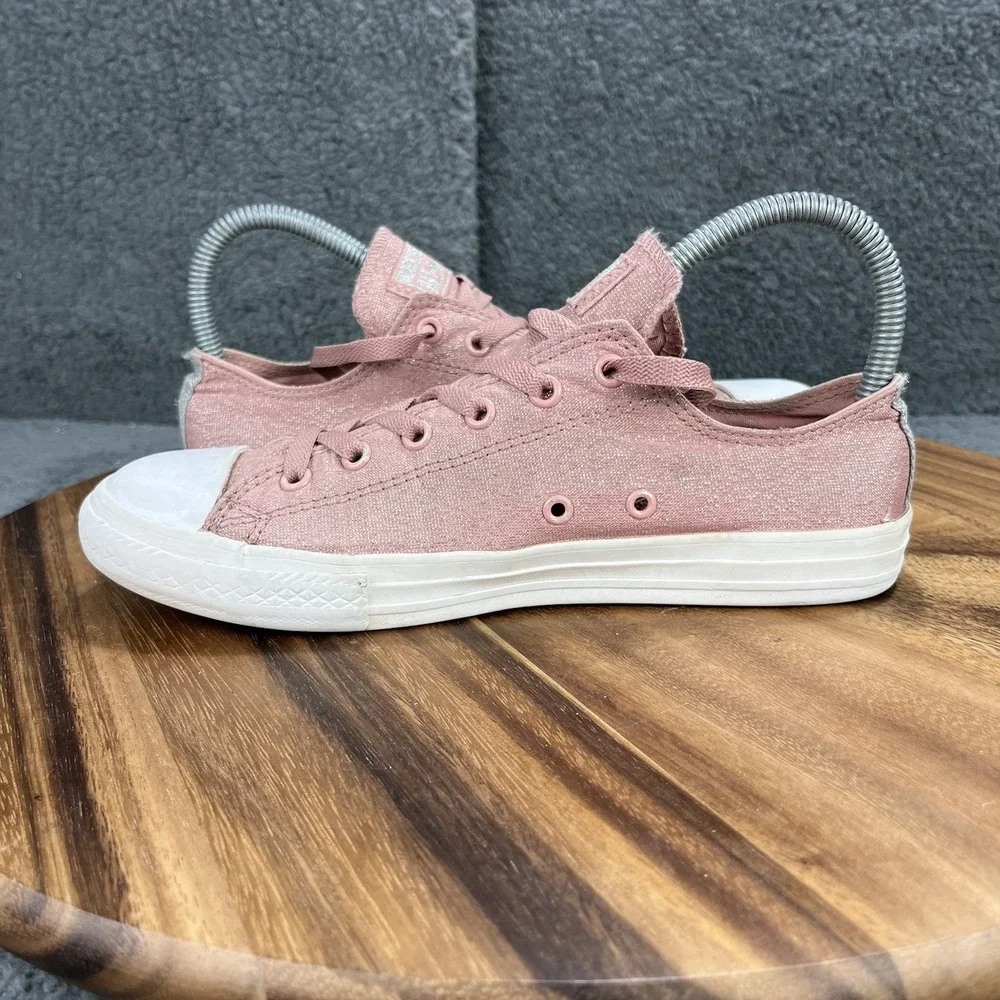Converse Chuck Taylor All Star Junior Low Top Sneakers Pink Glitter Size 5